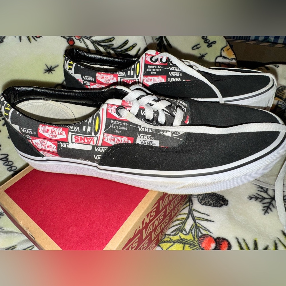 Vans era sneakers